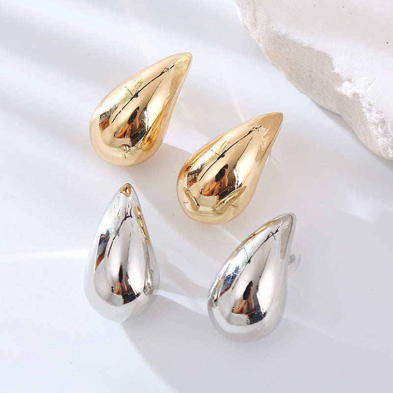 ARETES BLURY