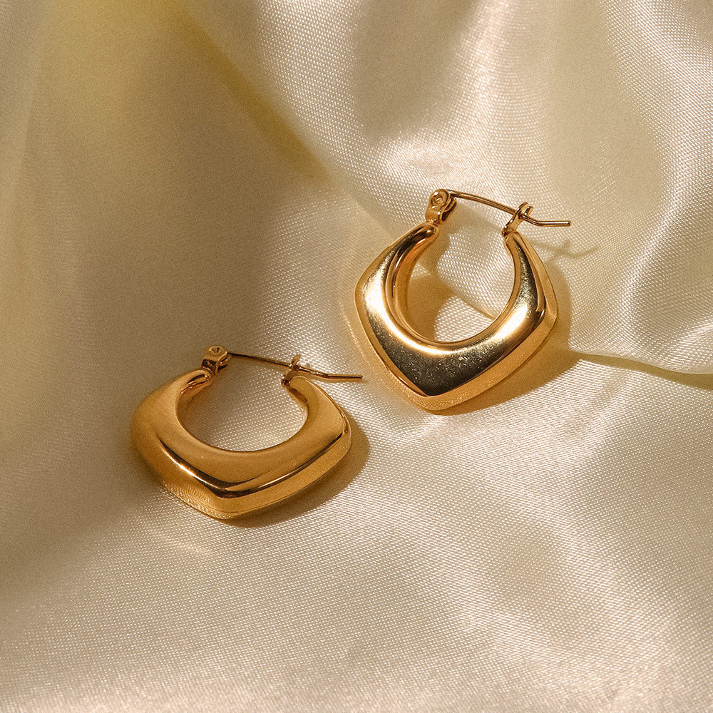ARETES LARA