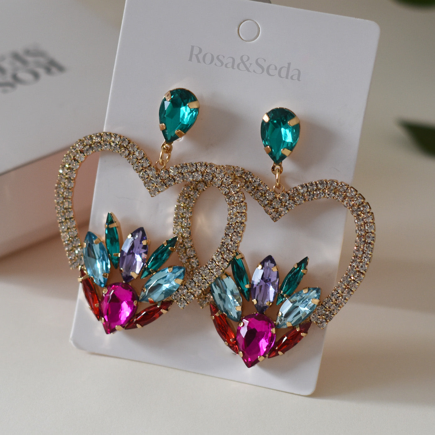 ARETES HEART SHINE