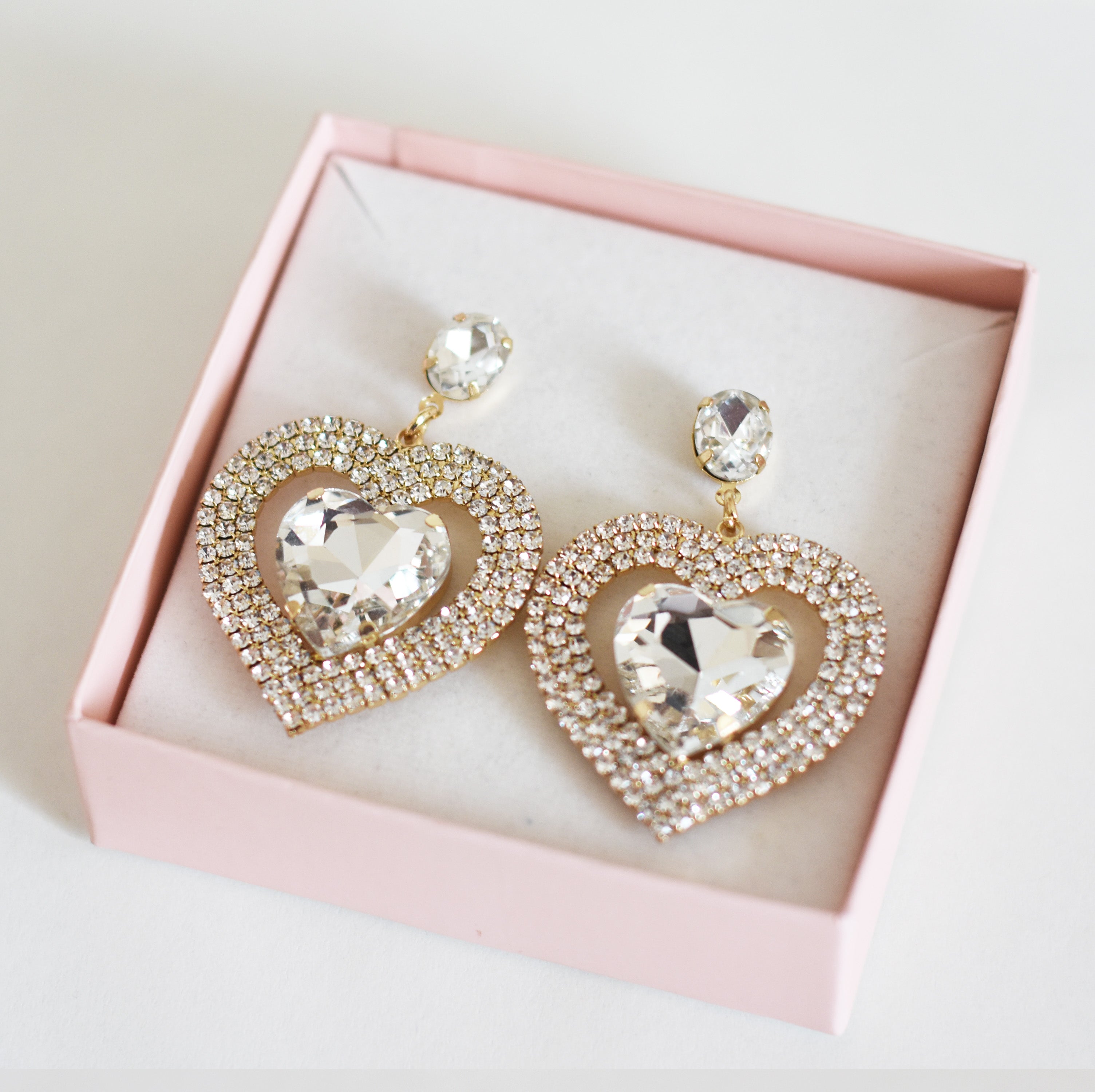 ARETES HEART LUCY